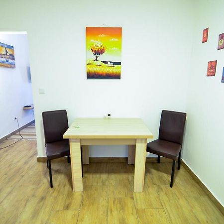 Cherry Hill Central Apartments Sarajevo Buitenkant foto