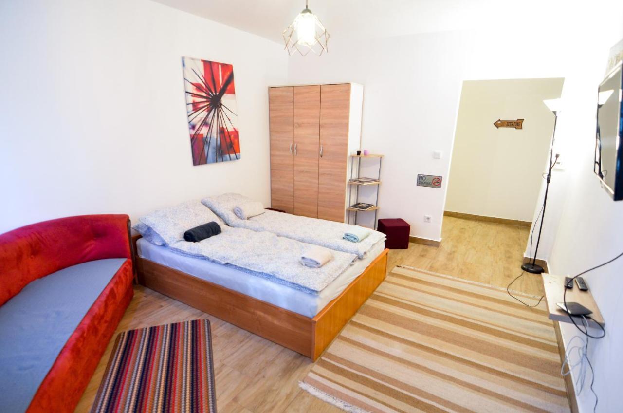Cherry Hill Central Apartments Sarajevo Buitenkant foto